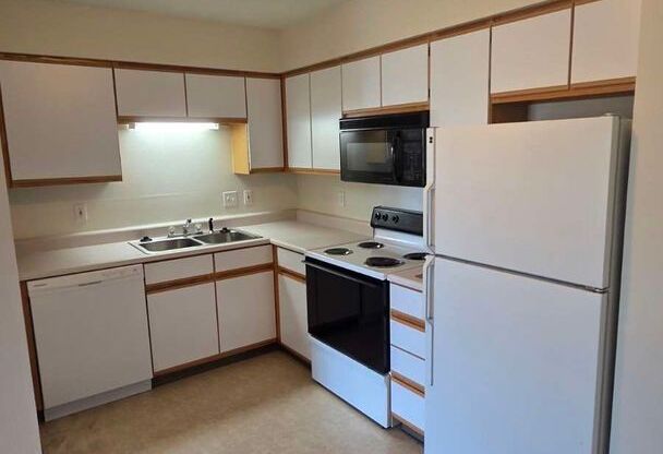 0100 Bldg 125 E Boyson Rd