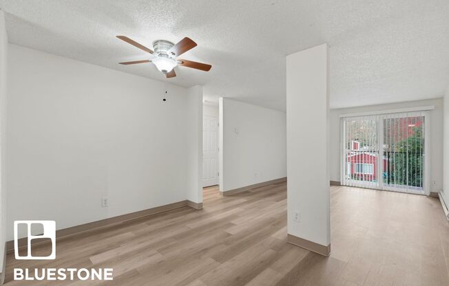 1 bed, 1 bath, 596 sqft, $1,275, Unit 112