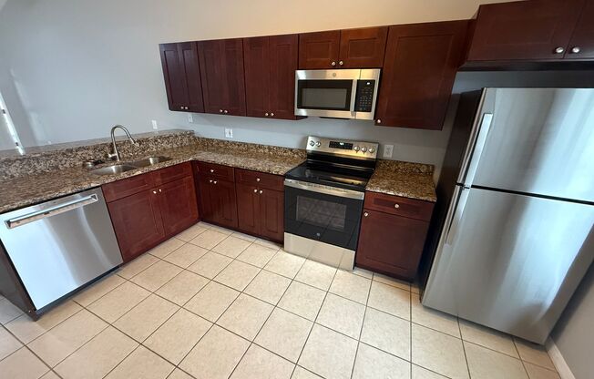 2 beds, 2 baths, $1,500, Unit # #F 210