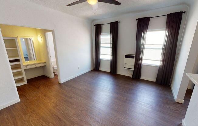 Alex Court Apartments - Apartments Now leasing in Los Feliz...CALL NOW!