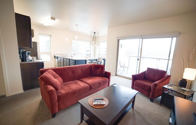 2 beds, 2 baths, 1,141 sqft, $1,900, Unit 220