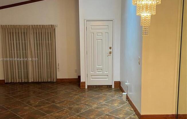 5221 SW 154 PL
