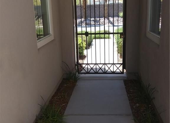 2924 DOVE RUN CRK DR