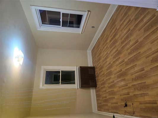 3 beds, 1 bath, 900 sqft, $2,800, Unit 1ST FLOOR