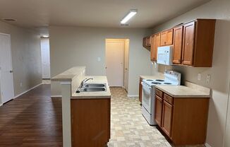 3 beds, 2 baths, $1,695