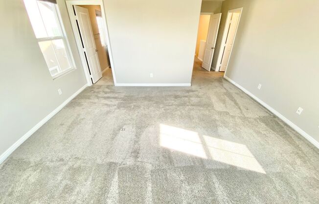 BEAUTIFUL 3 BEDROOM 2.5 BATHROOM TOWNHOUSE WITH A 2 CAR GARAGE LOCATED IN THE INSPIRADA COMMUNITY