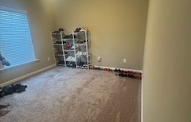 Coming Soon! Beautiful 3-Bedroom Home in Canterbury Farms