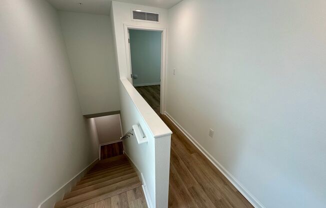 2 beds, 2.5 baths, 1,252 sqft, $1,949, Unit 105