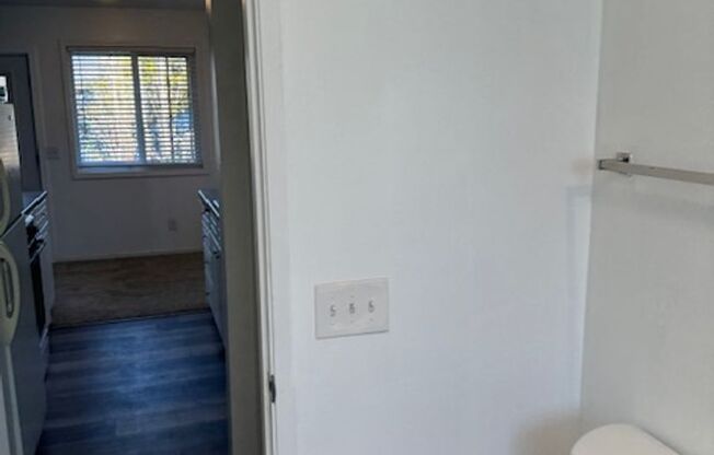 1 bed, 1 bath, $1,150, Unit UNIT 8