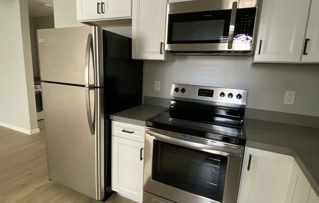 1 bed, 1 bath, $3,095, Unit 7