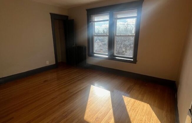 130-132 Belmont Ave