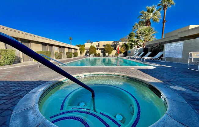AVAILABLE NOW! MOVE IN SPECIAL - HALF OFF FIRST MONTH'S RENT! BEAUTIFUL 3 Bed 2 Bath CONDO in PALM SPRINGS