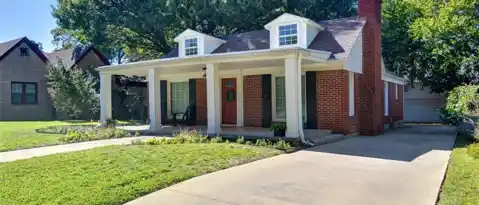 2924 6 AVE