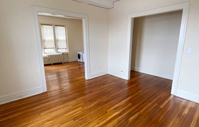 2 beds, 2 baths, 775 sqft, $1,875, Unit 610