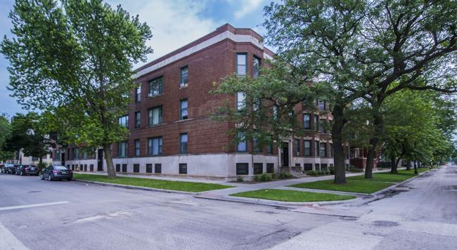 5609 S. Michigan