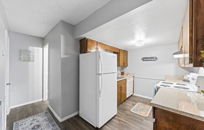 Studio, 1 bath, 400 sqft, $559, Unit P10