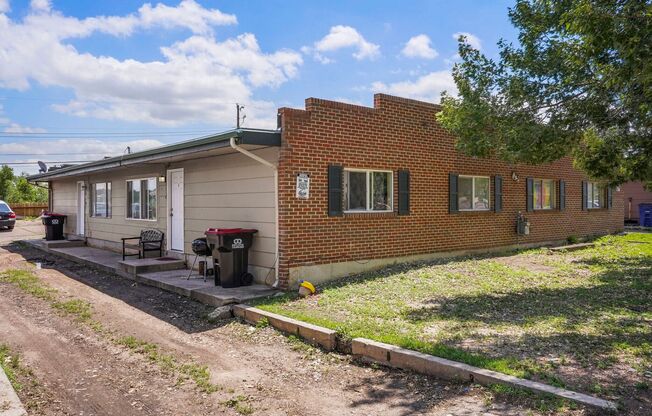 25 University Dr.