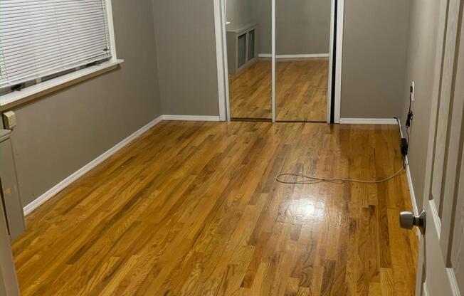 140 BURKE AVE