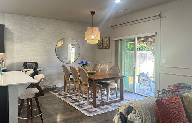 Spacious & Modern 4‑Bed, 2.5‑Bath Home in Camas
