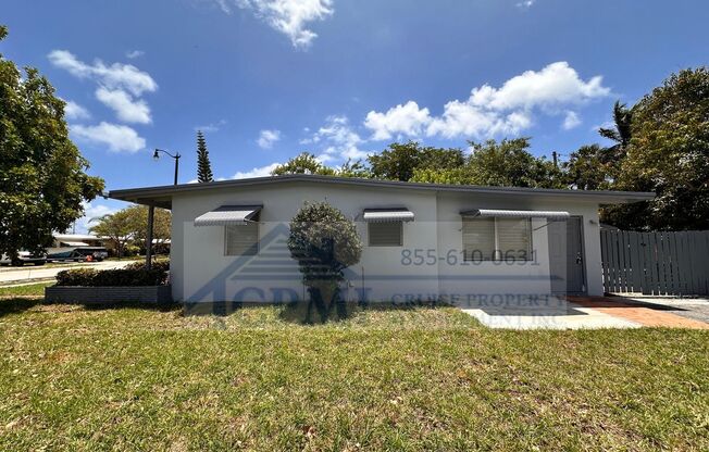 The perfect 3/1 single home in Pompano Beach - Washer and Dryer in unit!