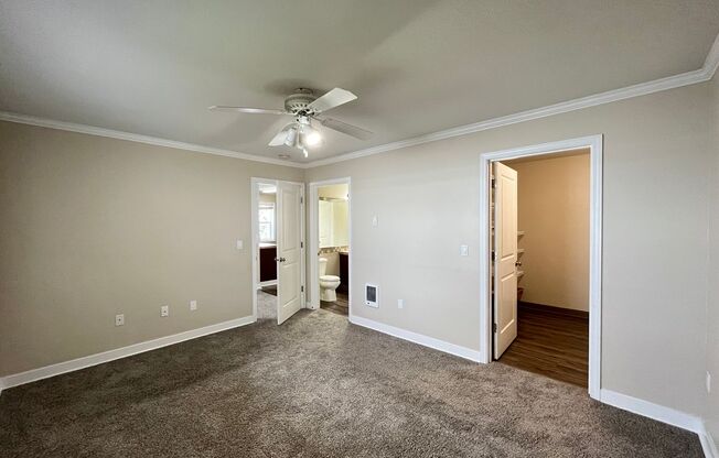 Lovely 2 Bed, 1 Bath Condo in Bethany - Beaverton! Covered Parking, Washer & Dryer, Fitness Studio and Pool!! Save money with the included utilities of water, sewer, and refuse!