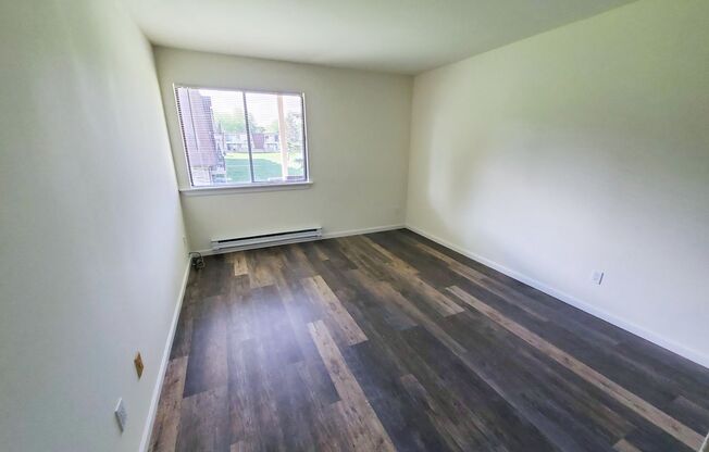 1 bed, 1 bath, 700 sqft, $1,169, Unit 2117-6