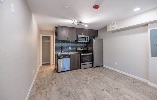 Studio, 1 bath, 235 sqft, $895, Unit 2227