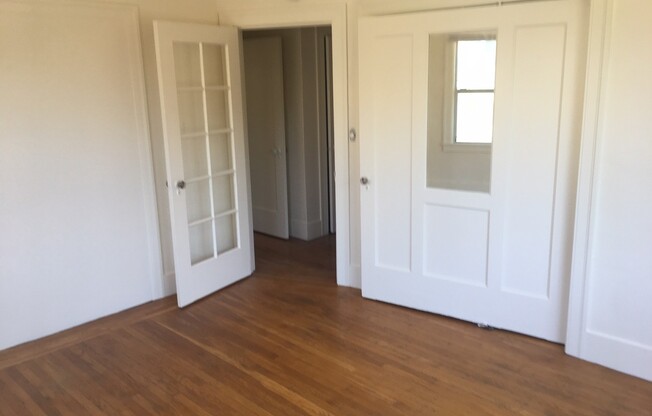 2 beds, 1 bath, 850 sqft, $2,495, Unit Unit 7