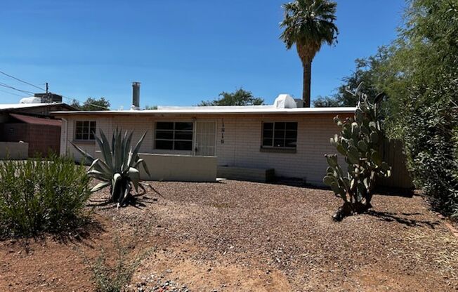 2 Bedroom Single Family -Central Tucson