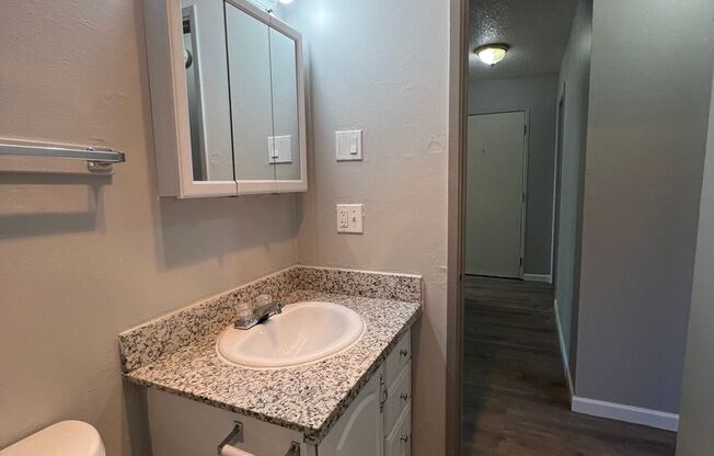 2 beds, 1 bath, 780 sqft, $1,450, Unit 603