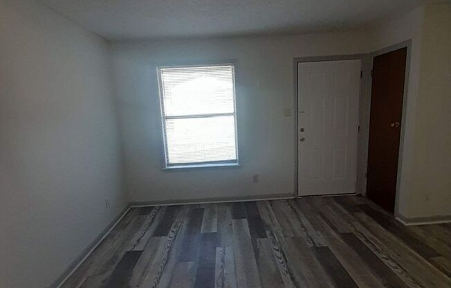 1 bed, 1 bath, $649