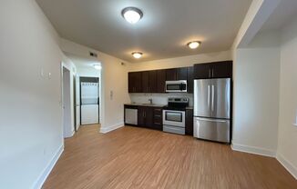 3 beds, 2 baths, $1,795, Unit Unit 2