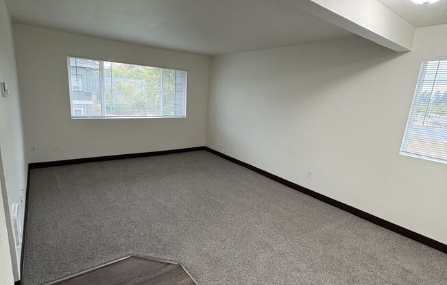 2 beds, 1 bath, 650 sqft, $1,275, Unit 1505-23