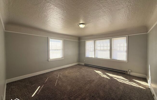 1501 W Yakima Ave