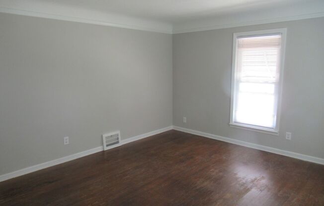 Recently updated home in the heart of Cleveland!
