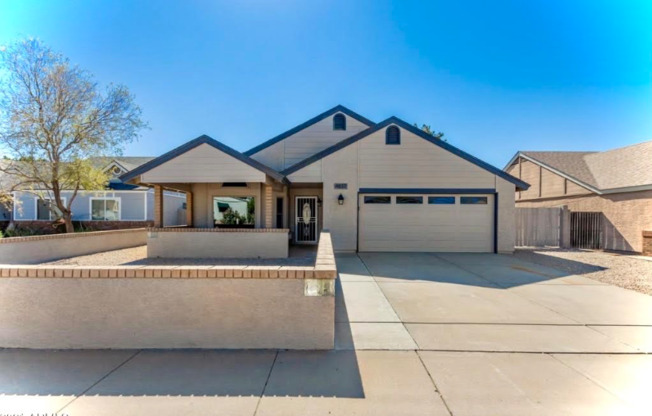 4837 W JULIE DR