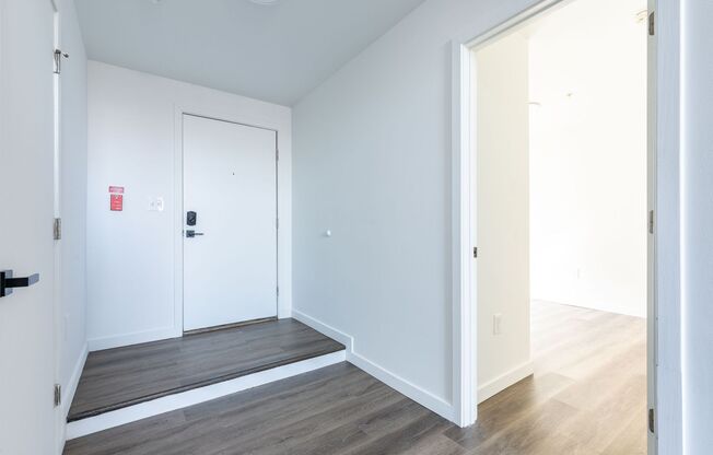 3 beds, 2 baths, 1,171 sqft, $1,950, Unit 1