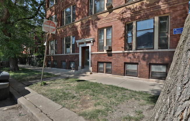 1403 North Wicker Park Avenue
