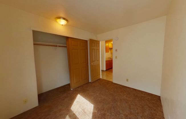 2 beds, 1 bath, $1,650, Unit 104