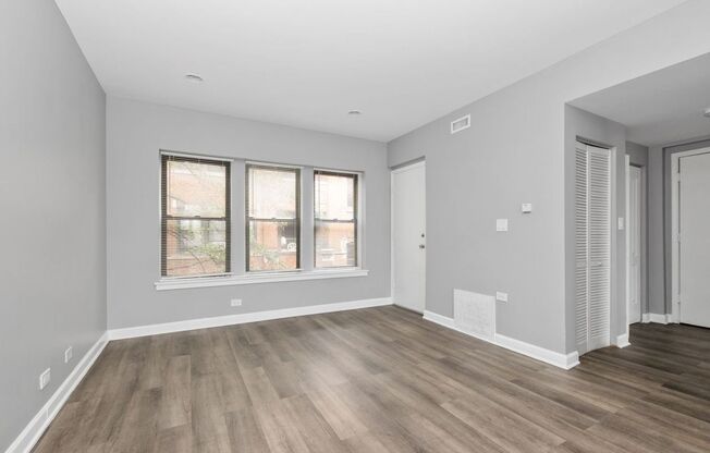 6235-45 S. Martin Luther King Dr.