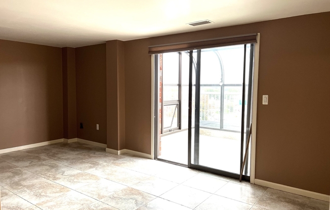 3 beds, 2 baths, 1,644 sqft, $3,800, Unit 711