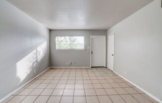 2 beds, 1 bath, $820