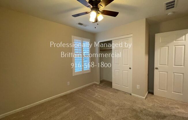 3 beds, 2.5 baths, $3,095