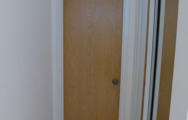 1 bed, 1 bath, 700 sqft, $2,095, Unit 08B