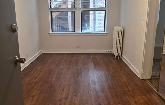 5210-14 S. Woodlawn