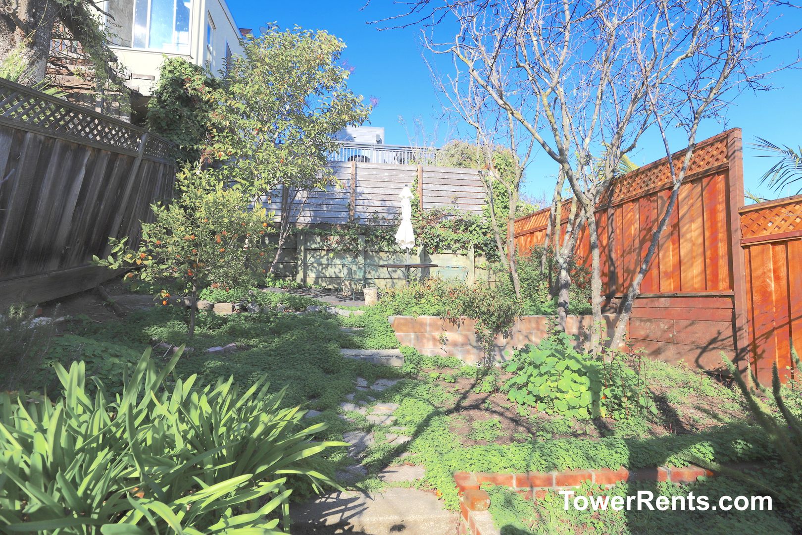 Noe Valley/Dolores Hts: 2 Bedroom+ Office Single Family Home w/ Parking & Back Yard nr Dolores Park, 24th St & Valencia St Shops & Restaurants