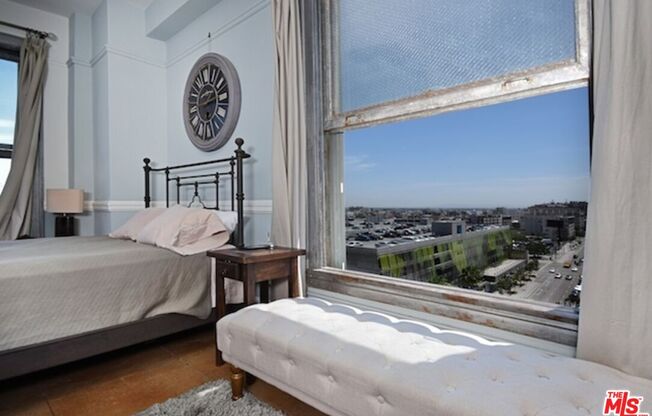 1 bed, 1 bath, 1,200 sqft, $3,300, Unit 806