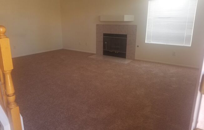 SW- 3 Bedroom Townhome!