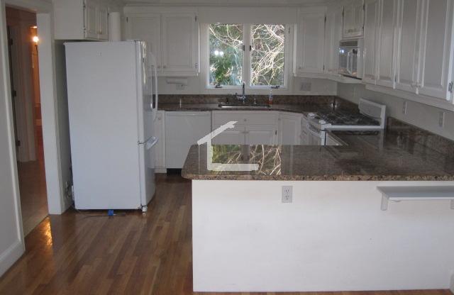 25 WINTHROP RD