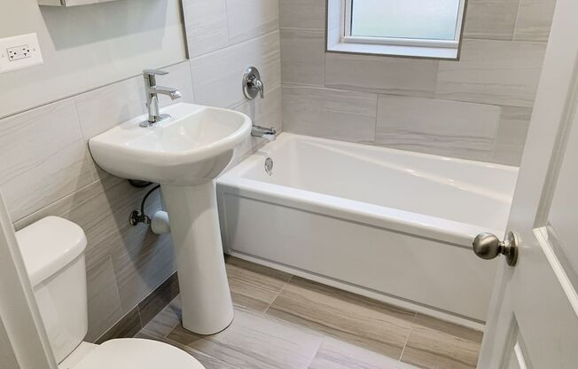 2 beds, 1 bath, 1,150 sqft, $1,995, Unit 1931-G